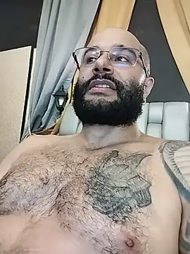 luke__09 (Ask my age) - put my lovense front you