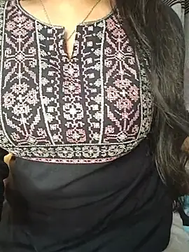 rina777o (F young) - Ass show 😍