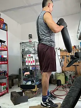 Paul22cm- live sex cam