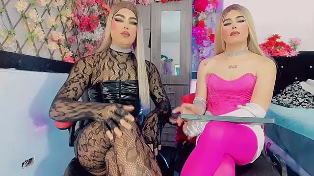Thiara_veky_ live webcam