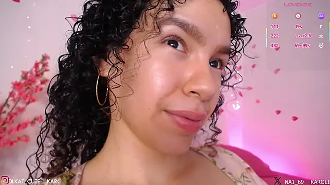Karolina_1 live cam on StripChat