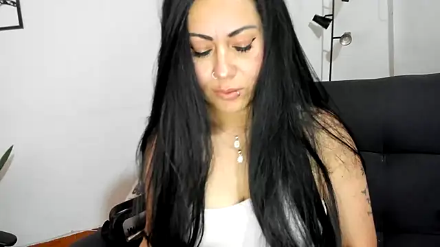 Tania_mature webcam