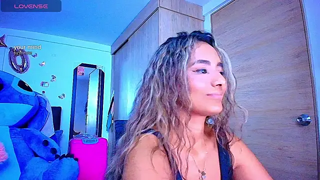 collins_megan96 webcam