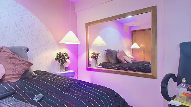 Samantha_Brm live sex cam