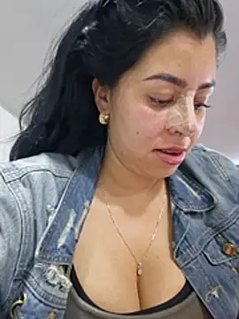 Luianna live webcam
