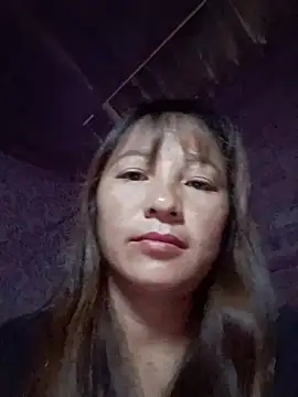 Maikute9696 live cam on StripChat