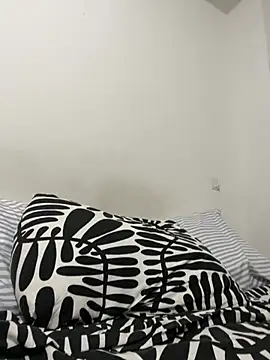 gabyaridi live cam on StripChat