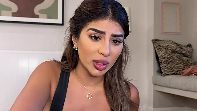 ArabicBarbie webcam