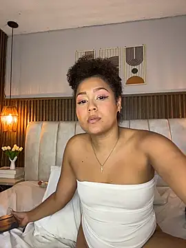 Ashleyy23x live cam on StripChat