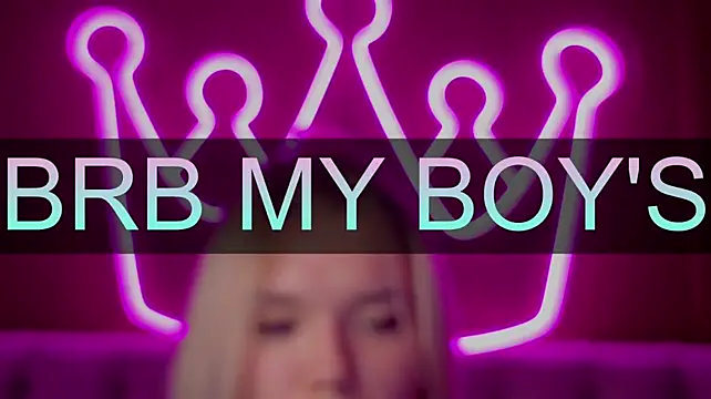 AmoreLune live cam on StripChat