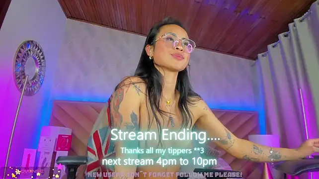 sallybrown_ live cam on StripChat