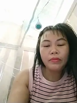 -Lemi- live cam on StripChat