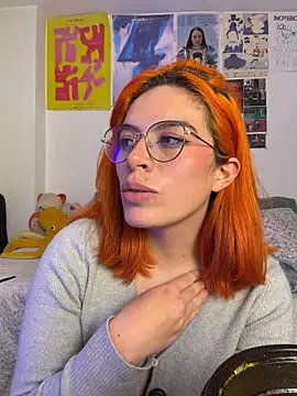 Katheerin live cam on StripChat