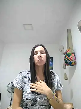 Cameron_puppy webcam