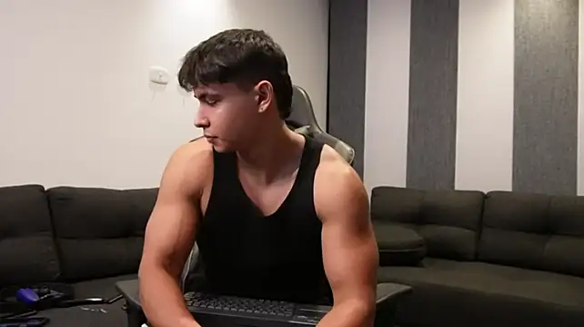 bray_kevin (M young) - BIG SHOW CUM