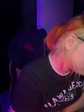 Sophia_Weest99 webcam