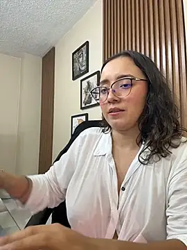 Kay_LustyWife webcam