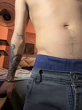 AlphaMasterXxx webcam