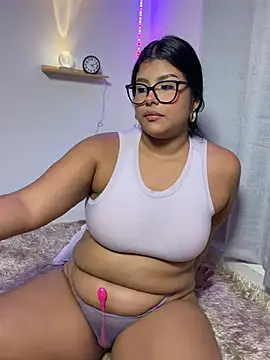 AnaBrowmn webcam