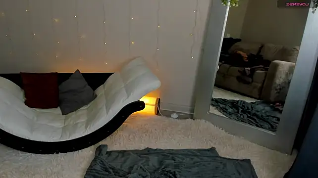 Velvet_Kisss webcam