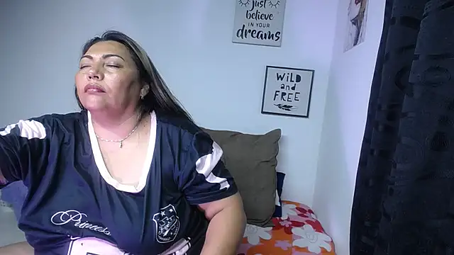 dihayara live cam on StripChat