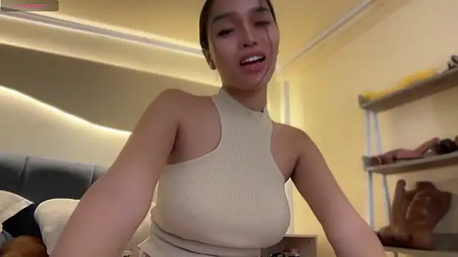 _agatha143_ live webcam