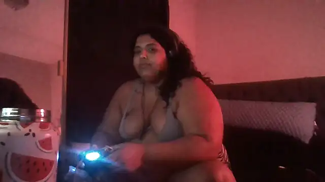 1n0nlythroat webcam