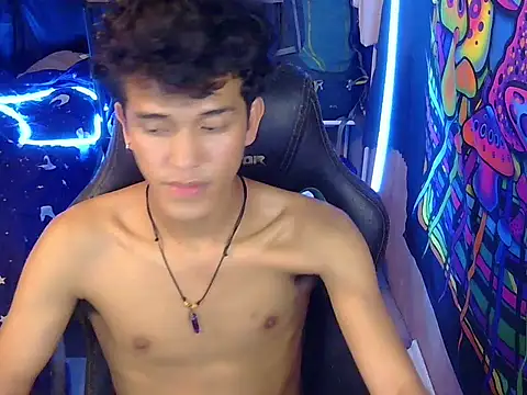 hugekenbigcock webcam