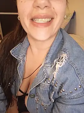 amarteverdaderamente (Ask my age) - Flash pussy