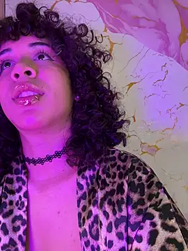 Woo_isDaphne webcam