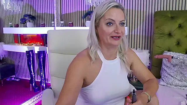 nude live chat room LadyTouch