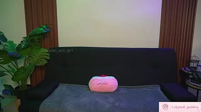 online sex chat room Calypso And G2