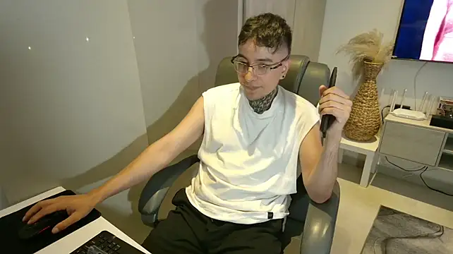 Jhoan_saenz webcam