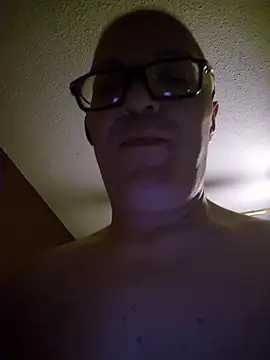 chronic_vibez (Ask my age) - #american #balds #big-cocks #colorful #cum-play #cumshot #daddies #hd #masturbation #mobile #muscular #orgasm #recordable-publics #short-hair #shower #small-audience #smoking #straight #white