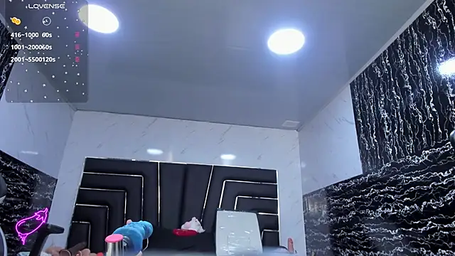 Ladyy_Scarlett webcam