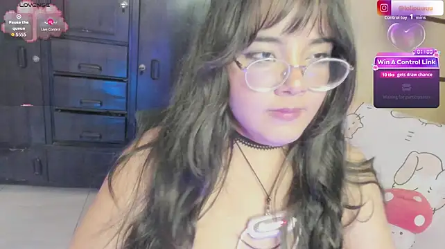 Naoko_7w7 live webcam
