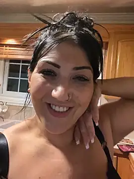 LittleMissEeve webcam