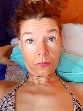 kellyterapy live cam on StripChat