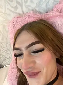 lizz_lunna live cam on StripChat