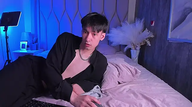 CalvinChapman live cam on StripChat