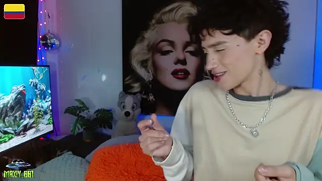 maxiy_001 webcam