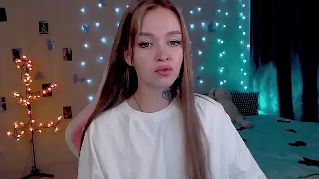 Naughty_Mable live cam on StripChat