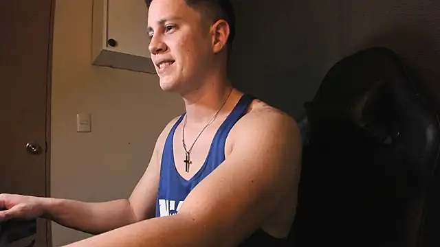 KendricTorres live cam on StripChat