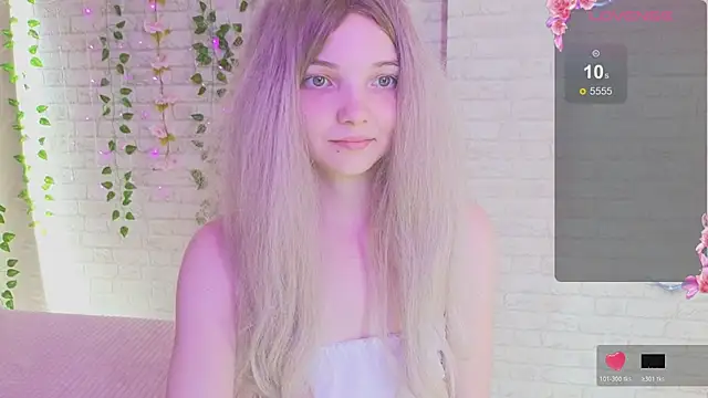 AnimeAlica18 live cam on StripChat