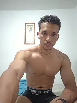 Dominick_Ma live cam on StripChat