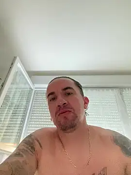 mikacapoupa webcam