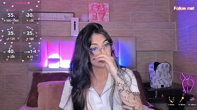 mia_devine_