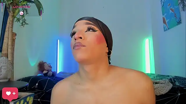 Naughty_Blue webcam