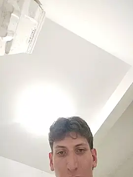 franklpz58 (M young) - I'm naked, come see me and we can get to