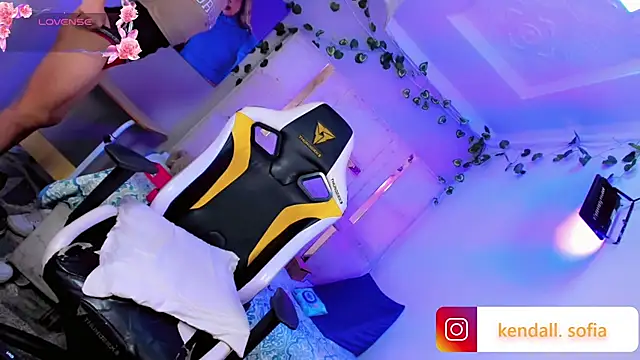 Sophiaa_doll_ webcam